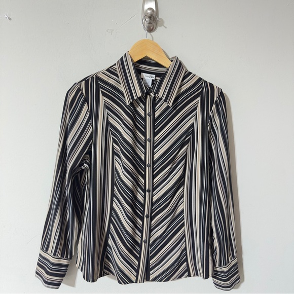 East 5th Tops - East 5th Petite Large Womens Black and Tan Striped Button Down Long Sleeve Shirt